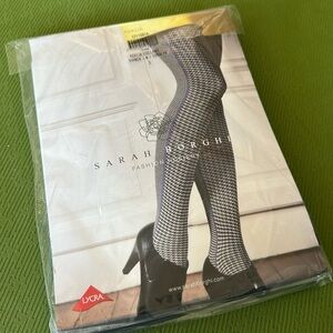 Sarah Borgia fashion patterned hosiery tights Italy 90den